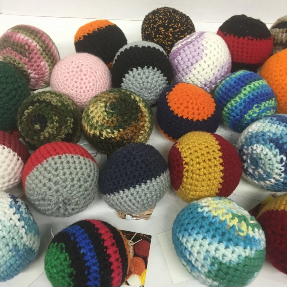 Cat/kitten Pet Toy Balls 3/$18 Handmade Crochet New with Bells. Animal Pet love